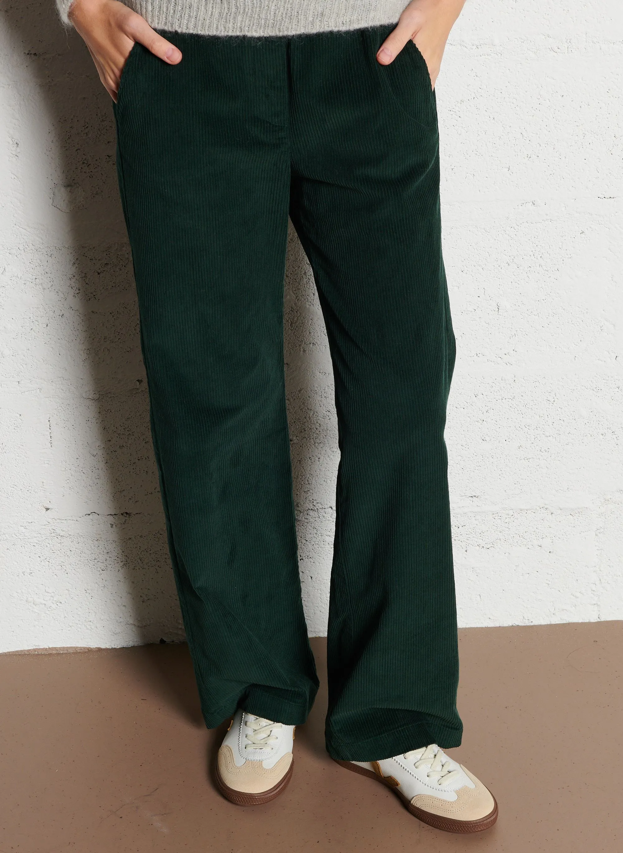 DES PETITS HAUTS SIANOU - Pantalón recto de algodón en verde