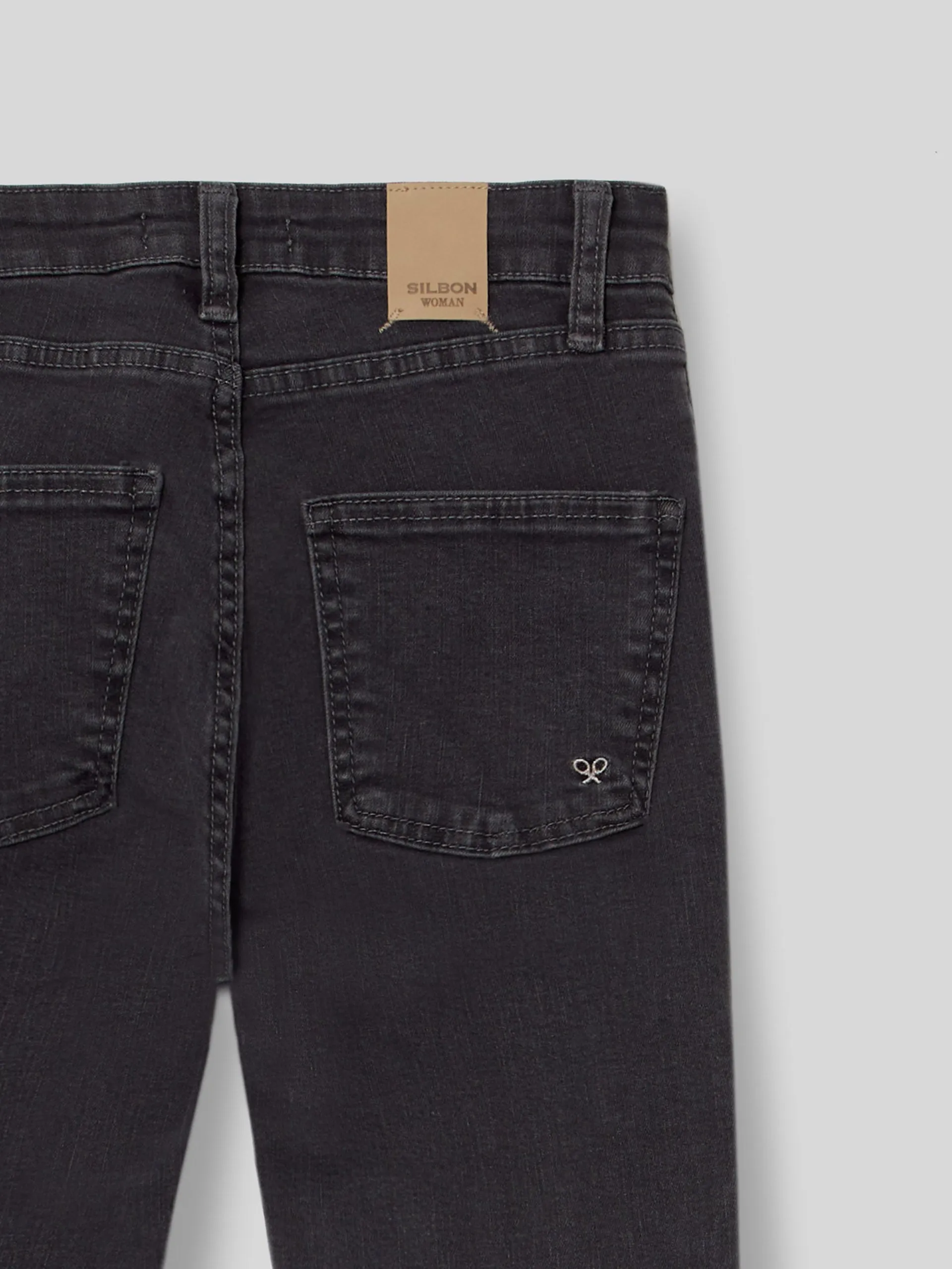 Pantalon woman slim fit gris