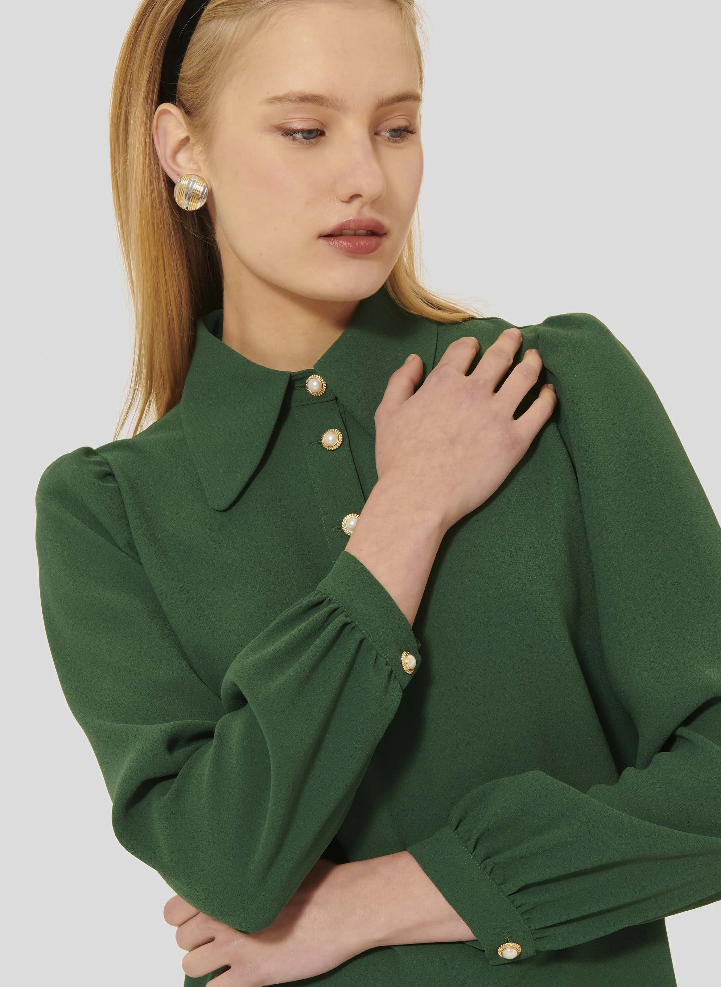 TARA JARMON TONIO - Top con cuello clásico en verde