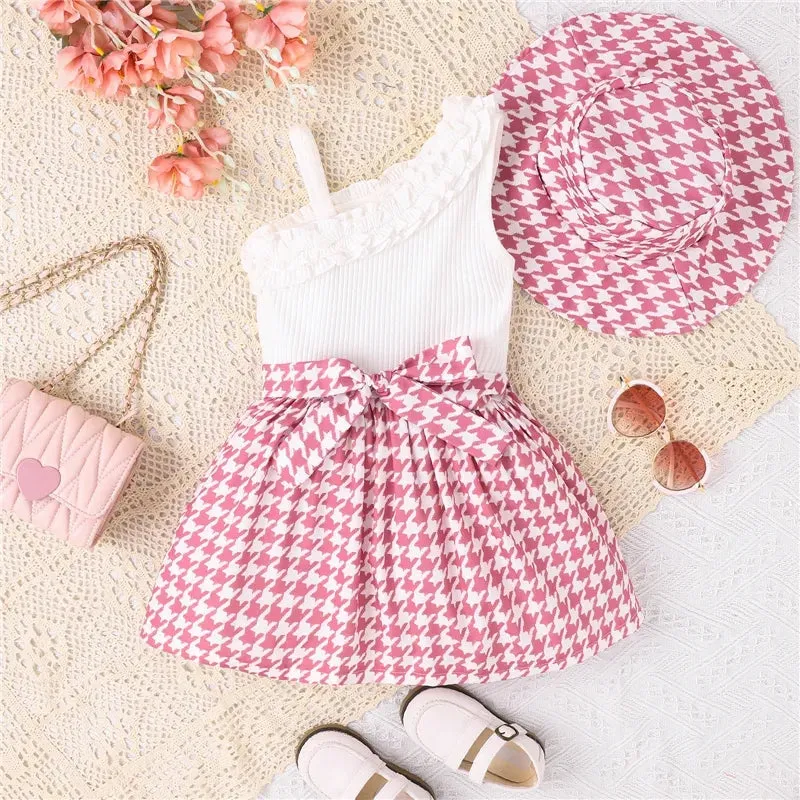 Vestido hombro rosado con sombrero